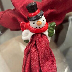 Napkins and Napkin rings set of 4 each